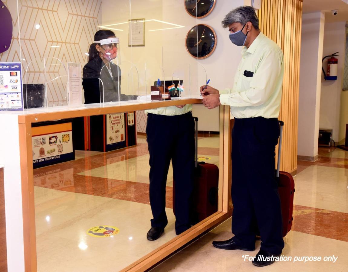 Oyo Rose Residency Near Dwarka Sector 9 Metro Station Hotel New Delhi Buitenkant foto