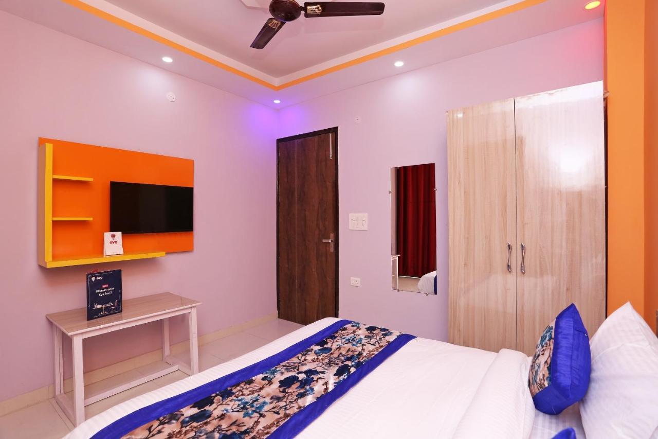 Oyo Rose Residency Near Dwarka Sector 9 Metro Station Hotel New Delhi Buitenkant foto