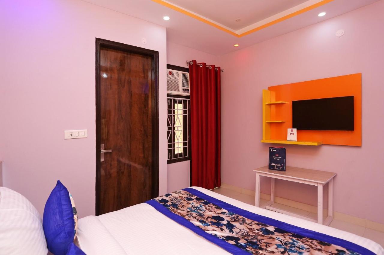Oyo Rose Residency Near Dwarka Sector 9 Metro Station Hotel New Delhi Buitenkant foto
